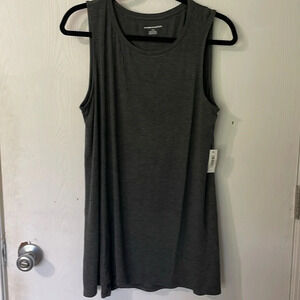💰Amazon essentials NWT gray flowy tank size large